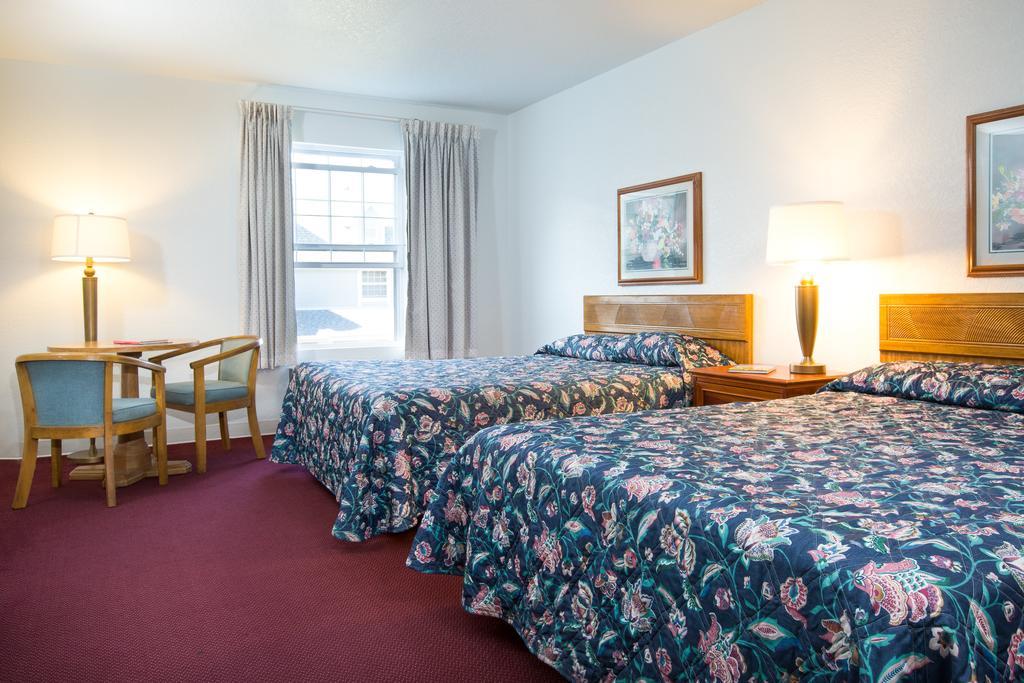 Clearwater Lakeshore Motel Mackinaw City Cameră foto