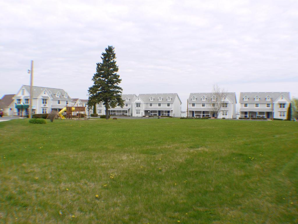 Clearwater Lakeshore Motel Mackinaw City Exterior foto